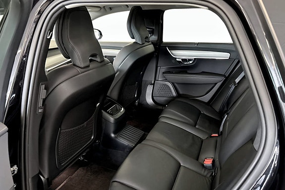 Volvo V90 8 of 9