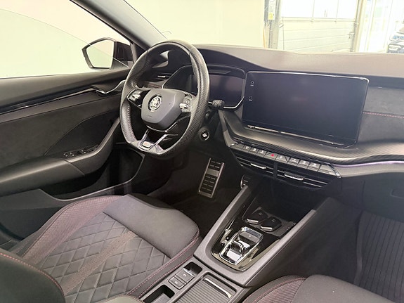 Skoda Octavia 14 of 22