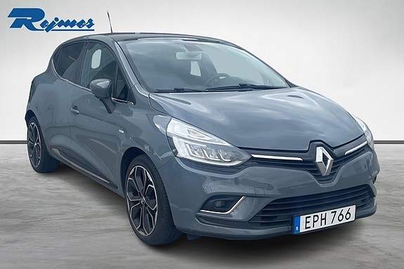 Renault Clio IV 2 of 5
