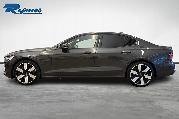 Volvo S60 2 of 23