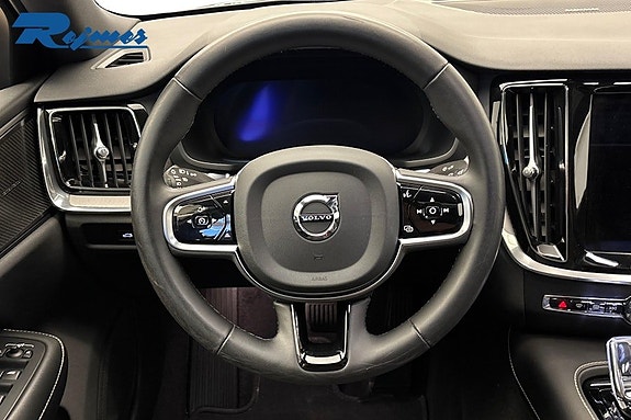 Volvo S60 10 of 23