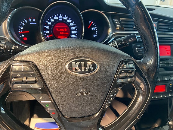Kia Ceed 11 of 12