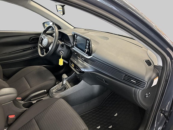 Hyundai i20 9 of 18