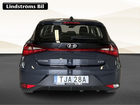 Hyundai i20 7 of 18