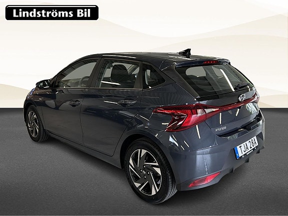 Hyundai i20 4 of 18