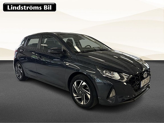 Hyundai i20 3 of 18