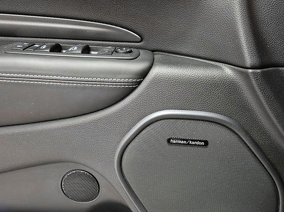 Dodge Durango 15 of 21