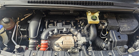 Peugeot 3008 3 of 5