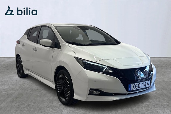 Nissan Leaf 3 of 5