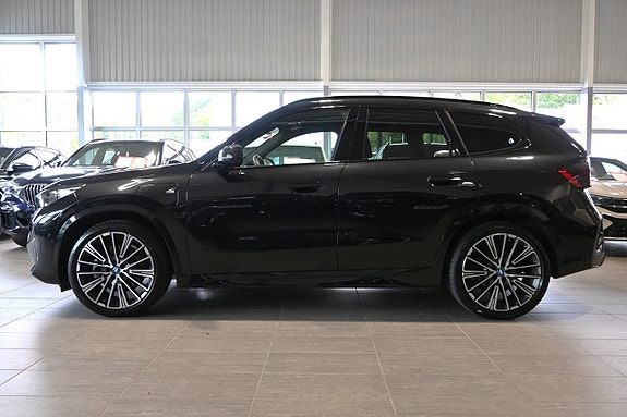 BMW X1 2 of 5