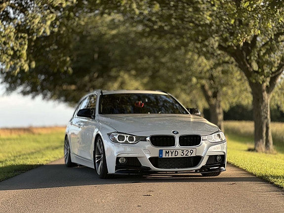 BMW 320d 3 of 11