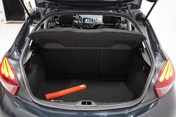 Peugeot 208 18 of 18