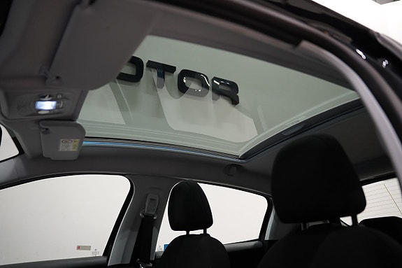 Peugeot 208 8 of 18
