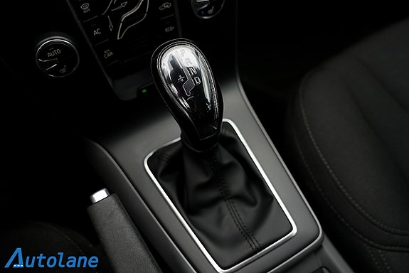 Volvo V40 Cross Country 25 of 28