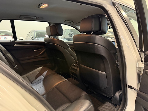 BMW 520d 13 of 26