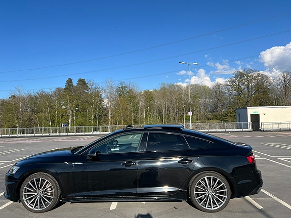Audi A5 2 of 8