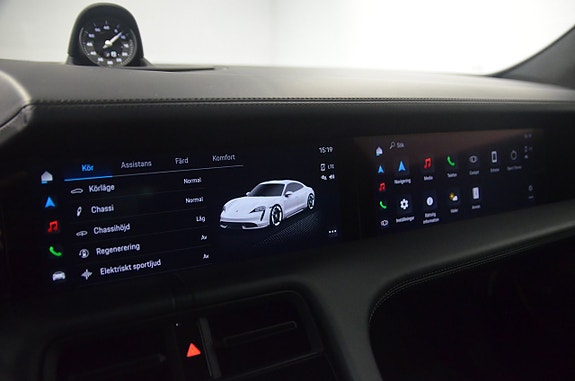 Porsche Taycan 4S 17 of 21