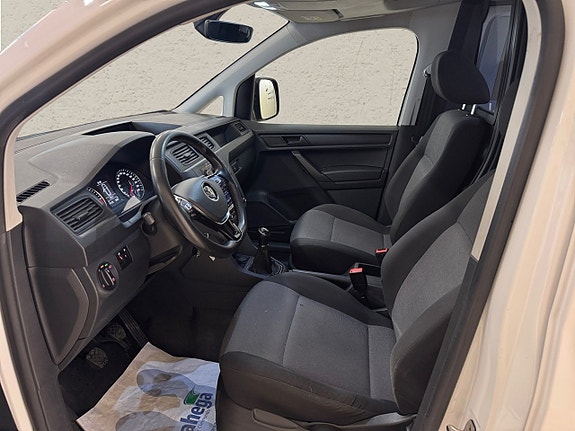 Volkswagen Caddy Maxi 3 of 5
