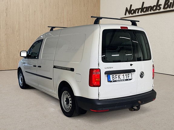 Volkswagen Caddy Maxi 2 of 5