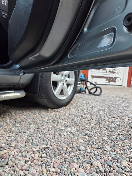 Toyota RAV4 4 of 5