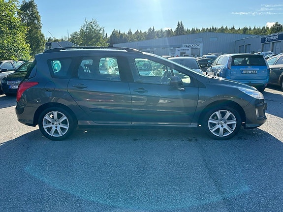 Peugeot 308 SW 5 of 5