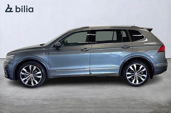 Volkswagen Tiguan Allspace 4 of 5