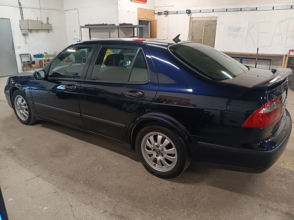 Saab 9-5 4 of 5