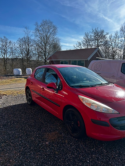 Peugeot 207 8 of 8