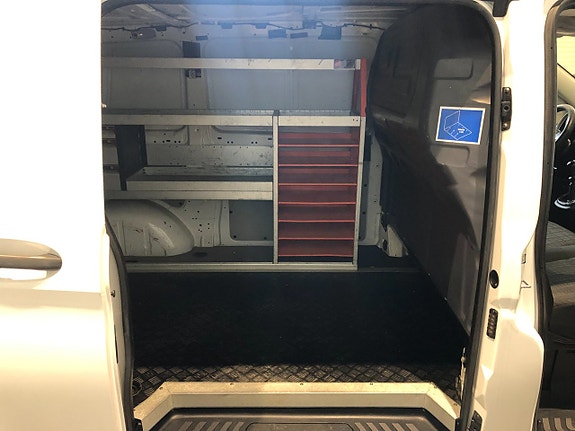 Mercedes-Benz Vito 111 8 of 9