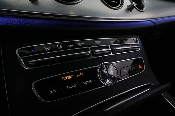 Mercedes-Benz E300 de 22 of 30