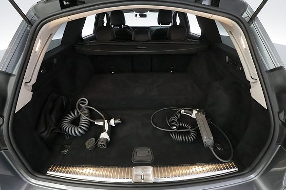 Mercedes-Benz E300 de 8 of 30