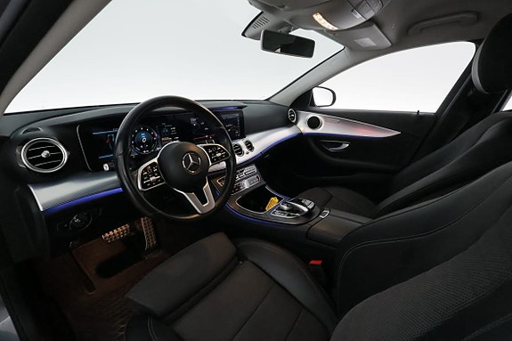 Mercedes-Benz E300 de 13 of 30