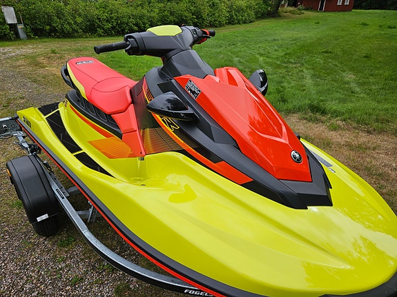 Yamaha Exr waverunner 4 of 5