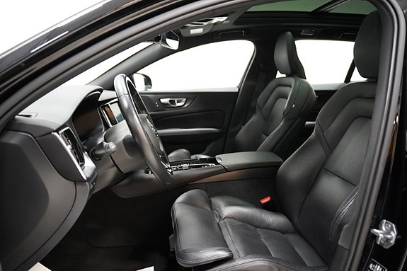 Volvo V60 8 of 25