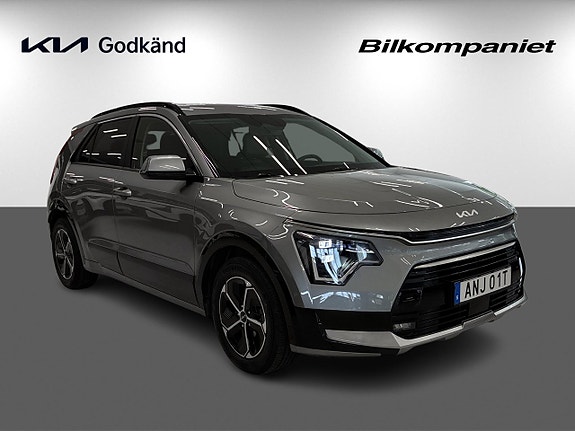 Kia Niro 2 of 5