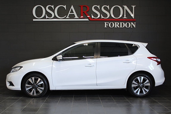 Nissan Pulsar 2 of 5