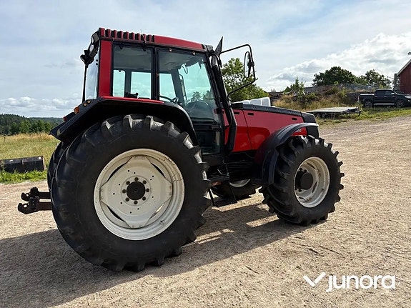 Traktor - Valtra 8450 4 of 5