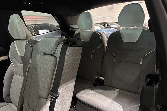 Volvo EX90 20 of 29