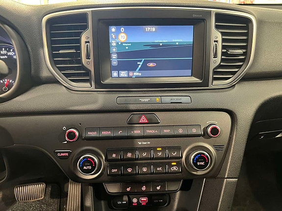 Kia Sportage 12 of 25