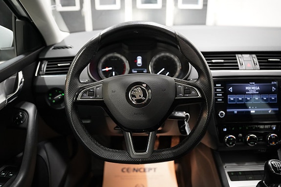 Skoda Octavia 11 of 22