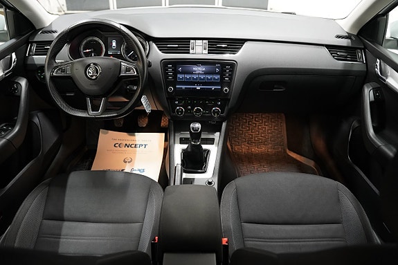 Skoda Octavia 10 of 22