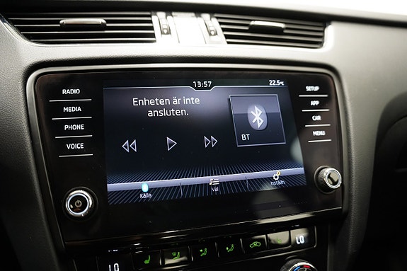 Skoda Octavia 18 of 22