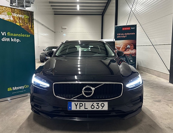 Volvo V90 2 of 5