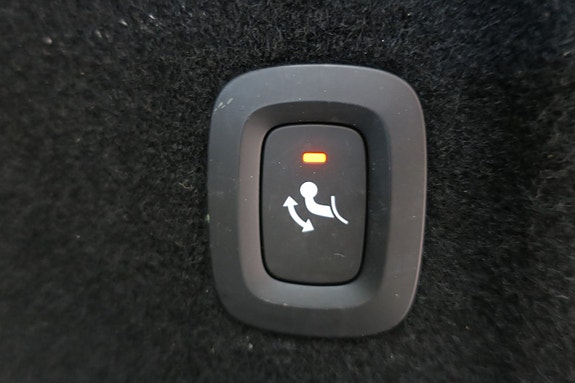 Volvo XC60 14 of 16