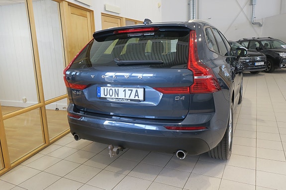 Volvo XC60 4 of 5