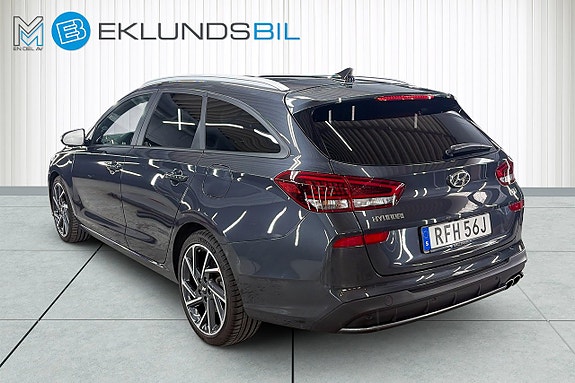 Hyundai i30 4 of 5