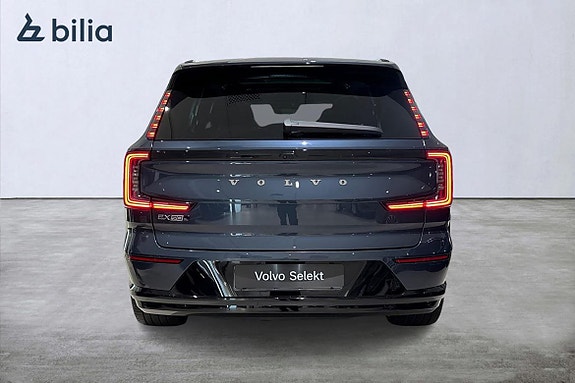 Volvo EX90 5 of 5