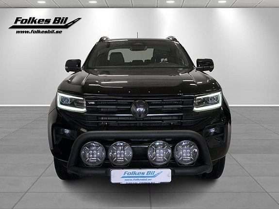 Volkswagen Amarok 2 of 5