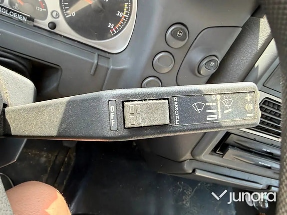 Lastbil - Iveco 80E18 med högt skåp 12 of 30