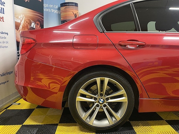 BMW 320d 5 of 5